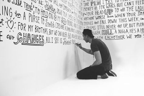 Tim working on Tupac mural Tupac Lyrics, Timothy Goodman, Tupac Quotes, Sharpie Art, Wall Drawing, Hand Painted Walls, Tupac, New Wall, Op Art