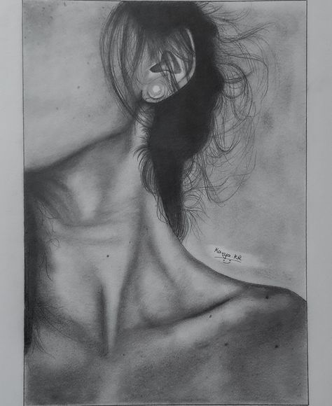 #art #pencilsketch Back Of Hair Drawing, Sassy Drawings, Pencil Drawing Woman, Surreal Self Portrait, Scale Photography, Sketch Prompts, Charcoal Sketches, Draw Tattoo, Body Part Drawing