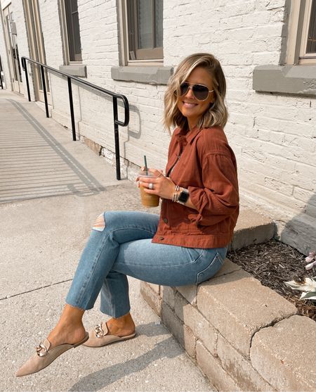 Jeans And Mules Outfit Fall, Casual Fall Slip-on Mules, Casual Cold Spring Outfit, Casual Suede-lined Mules For Fall, Everyday Closed-toe Mules For Fall, Mules Outfit Summer, Mule Outfits Women, Madewell Mules, Mule Outfits