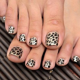 15 Easy Nail Art for Toes Leopard Pedicure, Get Nails, Toe Nail Designs, Toe Nail Art, Fabulous Nails, Nails Toes, Nail It, Fancy Nails, Pedicures