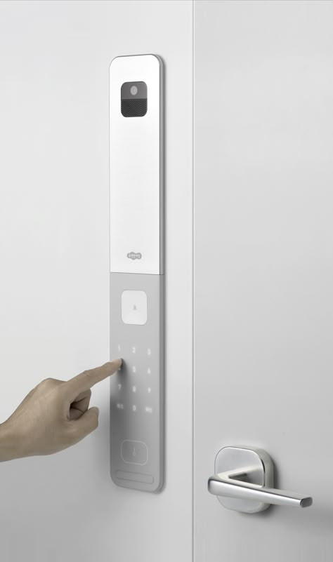 Smart Door Lock Design, Smart Lock Front Door, Samsung Door Lock, Smart Front Door Lock, Electronics Packaging, Modern Gadgets, Digital Door Lock, Smart Door Locks, Smart Door