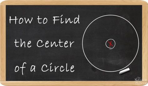 How to Find the Center of a Circle Express Yourself Art, Drawing Tips And Tricks, Cricut Signs, Locker Hooking, Rock Designs, Circle Crafts, Art Major, Decorating Crafts, Diy Techniques