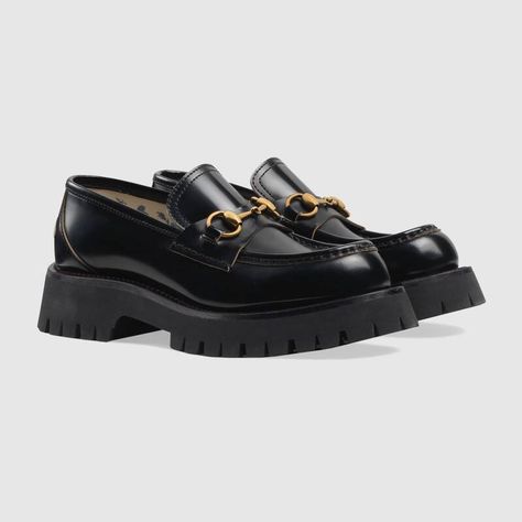 Shop the Black Leather Lug Sole Loafer at GUCCI.COM. Enjoy Free Shipping and Complimentary Gift Wrapping. Gucci Shoe, Flat Loafers, Leather Loafer Shoes, Rose Bleu, Platform Loafers, Gucci Leather, Dress Shoes Womens, Gucci Shoes, Heeled Loafers