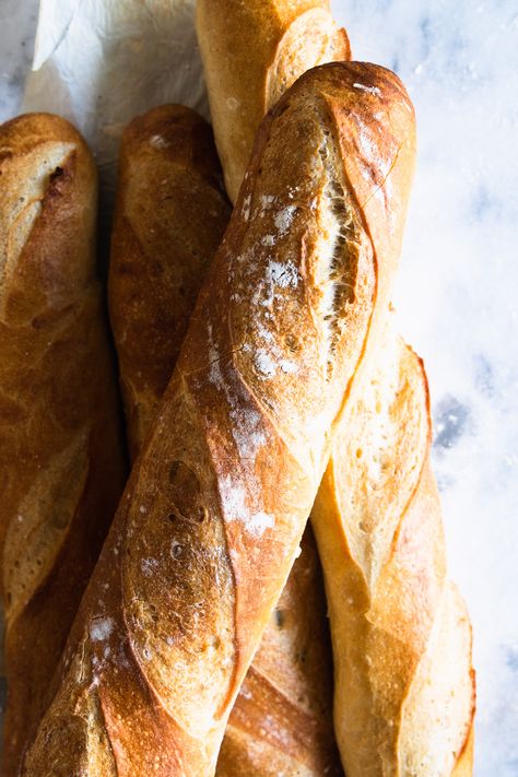 Crusty French Baguette Recipe, Baguette Recipes, French Baguette Recipe, Prosciutto Mozzarella, Spoon Fork Bacon, Baguette Recipe, Recipes French, French Baking, Garlic Breadsticks