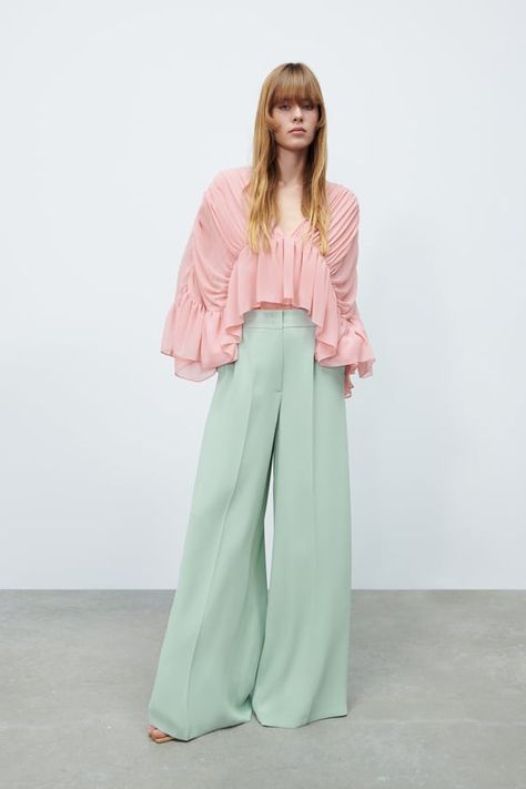 WIDE FLOWY PANTS - Sea green | ZARA United States Mint Wide Leg Pants Outfit, Light Green Trousers Outfit Women, Mint Trousers Outfit, Mint Green Trousers Outfit, Light Green Trousers Outfit, Mint Green Pants Outfit, Mint Pants Outfit, Tailored Pants Outfits, Green Trousers Outfit