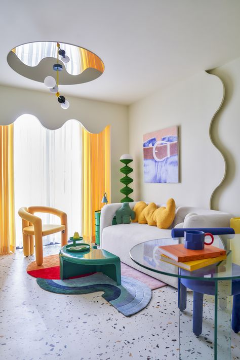 POP BLOOMING APARTMENT Pop In Living Room, Multi Color Interior Design, Modern Colorful Home Design, Colorful Accent Decor, Pop Furniture Design, Colourful Contemporary Interior, Pop Of Color Decor Ideas, Pop Decoration Home Decor, Contemporary Pop Art Interior Design