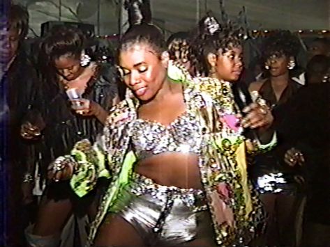 Dancehall Fashion, Dancehall Outfits, Dancehall Queen, Dancehall Videos, Black 90s Fashion, I Love Being Black, Queen Outfit, Queen Fashion, Outfit 90s