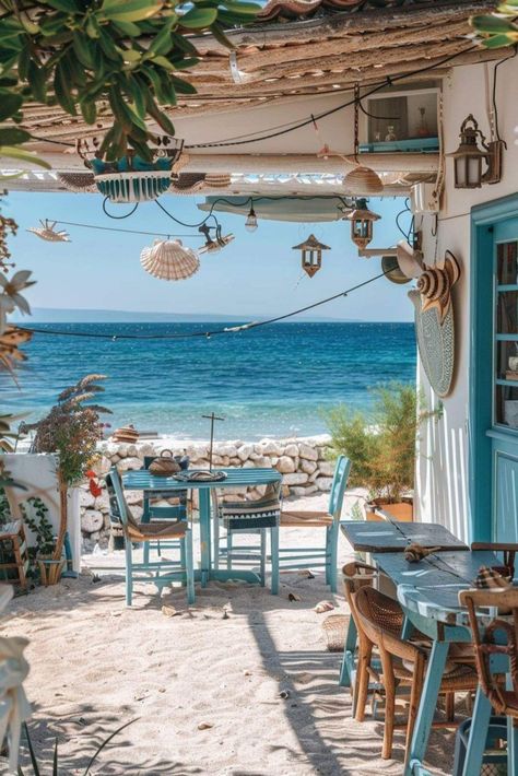 Seaside Cafe, Cafe Exterior, Italian Cafe, Dream Life House, Beach Cafe, Cafe House, Ocean Fashion, Vintage Cafe, Beach Bars