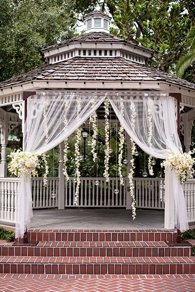 Clever Wedding Tricks | Wedding Planning, Ideas & Etiquette | Bridal Guide Magazine Gazebo Wedding Decorations, Gazebo Decorations, Gazebo Wedding, Bridal Guide, Garland Wedding, How To Decorate, Ceremony Decorations, Trendy Wedding, Wedding Tips