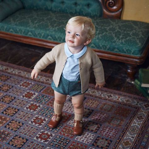 Baby Boy Outfits Old Money, Classy Baby Boy Outfits, Old Money Baby Boy Outfits, Old Money Baby Boy, Victorian Baby Clothes, Baby Boy Vintage Outfits, Vintage Toddler Outfits, Vintage Boy Clothes, Vintage Boy