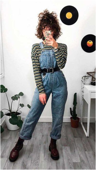 Look 80s, Halloween Fest, Overalls Outfit, Jeans Overall, Look Retro, Rock Punk, Short Hairstyle, Short Haircut, Moda Vintage