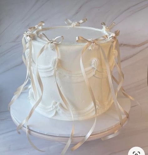 Vintage Bridal Shower Cake, White Bow Cake, Wedding Cake Bow, White Baby Shower Cake, White Vintage Cake, Bow Wedding Cake, Ribbon Wedding Cake, Ivory Room, Wedding Cake Ribbon