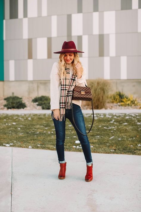 boots or booties? two holiday looks with Söfft Shoes - Stripes in Bloom Red Booties Outfit, Fall Knee High Boots, Ankle Boots Outfit, Pregnancy Fashion Winter, Pregnancy Fashion Fall, Styling Boots, Red Ankle Boots, Fall Style Inspiration, Boots Outfit Ankle