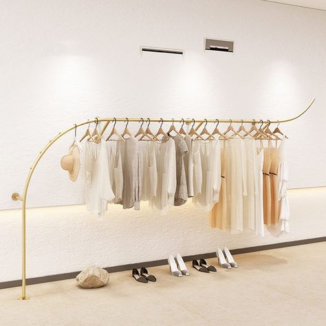 Small Clothing Store Interior, Small Boutique Ideas, Small Boutique Interior, Rack Closet, Storage Clothes, Clothing Store Interior, Clothing Store Design, Boutique Clothing Store, Retail Interior Design