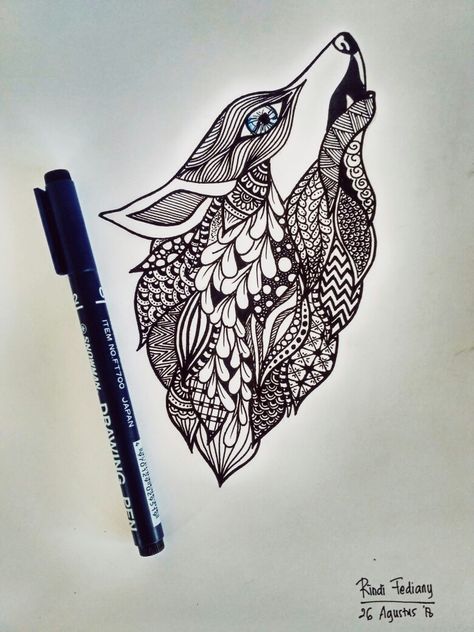 Alpha zentangle #drawing #zentangle #doodle #wolf #sketching Wolf Doodle, Zentangle Animals Art, Mandala Wolf, Easy Zentangle Patterns, Easy Zentangle, Drawing Zentangle, Zentangle Animals, Tattoo Diy, Art Wolf