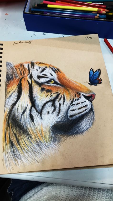 Prismacolor Art, Drawings Of Animals, Pencil Drawings Of Animals, Pencil Artwork, Colored Pencil Artwork, Canvas For Beginners, Colored Pencil Art, Colour Pencil, Color Pencils