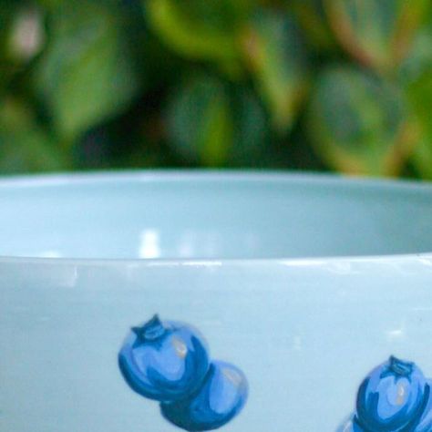 Blueberry Bowl Ceramic, Blueberry Ceramics, Blueberry Pottery, Blueberry Painting, Blueberry Bowl, Clay Cafe, I Feel Guilty, Poetry Painting, Sketchbook Painting