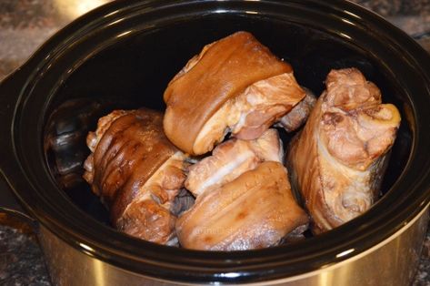 Hamhocks_Crockpot Ham Hock Instant Pot Recipes, Instant Pot Ham Hocks, How To Cook Ham Hocks, Pork Hocks Recipe Instant Pot, Fresh Ham Hock Recipes, Ham Hocks Instant Pot, Smoked Ham Hock Recipes, Pork Hock Recipes, Ham Hock Slow Cooker