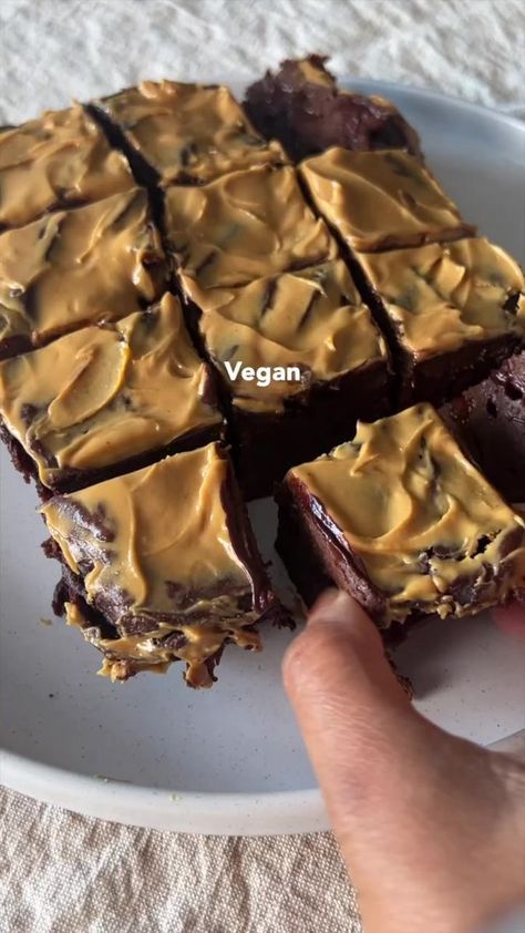 Cook up this amazing healthy vegan brownie recipe and watch them disappear. 😋 Recipe: https://plantbasedonabudget.com/sweet-potato-brownies/ #brownies #sweetpotato #healthy #healthydessert #dessert #vegan #plantbased | Plant-Based on a Budget | James Taylor · How Sweet It Is (To Be Loved By You) [2019 Remaster] Sweet Potato Brownie Recipe, Vegan Brownie Recipe, Healthy Vegan Brownies, Vegan Brownies Recipe, Sweet Potato Brownies, Vegetarian Meal Plan, Vegan Recipes Beginner, Dessert Vegan, Vegan Brownie