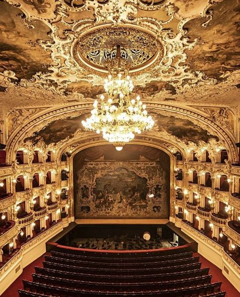 Baroque Theatre, Theatre Academia, Opera Aesthetic, Opera Theatre, A Night At The Opera, Castle Aesthetic, Royal Aesthetic, Beautiful Places Nature, Phantom Of The Opera