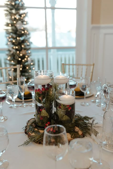 Winter Wedding Decorations in Arizona | Travel Photographer | These winter wedding table decorations were so cute and totally gave off Christmas spirit! I loved the Christmas colors and winter wedding flower decorations so much. See winter wedding decorations ideas, winter wedding venue decorations, winter wedding decorations ceremony and winter wedding decorations tables. Book my husband and I for your Arizona wedding photos or adventurous elopement photo and videography at kalimphotos.com! Winter Backyard Wedding Ideas, Christmas Vowel Renewal, December Wedding Dessert Table, Winter Wedding Photo Booth, Wedding Table Decorations Winter, Winter Bridal Shower Centerpieces, Minimalist Winter Wedding Decor, Minimalist Christmas Wedding, Winter Shower Centerpieces