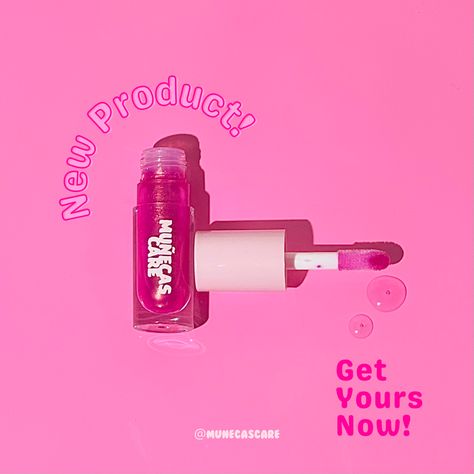 pink aesthetic lipgloss Pink Gloss Aesthetic, Lip Gloss Creative Ads, Lipgloss Captions For Instagram, Lip Gloss Label Ideas, Lipgloss Business Photoshoot, Lip Gloss Business Photoshoot Ideas, Liquid Lipstick Photography, Lipgloss Photoshoot Ideas, Lipgloss Packaging Ideas