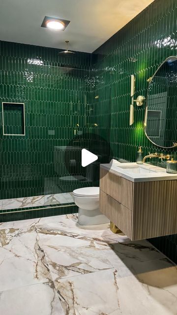 Emerald Green Bathroom Ideas, Bathroom With Green Accents, Emerald Green Tile, Emerald Bathroom, Emerald Green Bathroom, Bathroom Transformation, Future Inspiration, Big Bathroom, Floor Bathroom