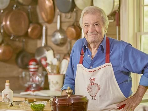 Chicken with Garlic and Vinegar Sauce - Jacques Pépin Foundation Jacques Pepin Recipes, Celebrity Food, Cooking Painting, Vinegar Chicken, Jacques Pepin, Instant Potatoes, Famous Chef, Jacque Pepin, Tea Vintage