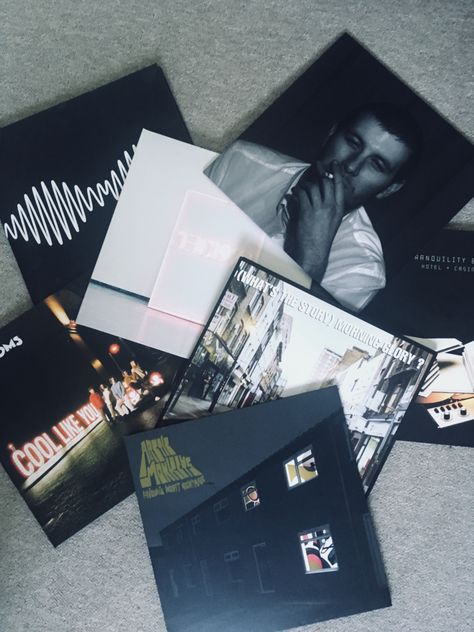 The 1975 Vinyl Aesthetic, Arctic Monkeys Record Aesthetic, Arctic Monkeys Album Aesthetic, Arctic Monkeys Vinyl Record, Arctic Monkeys Vinyl Aesthetic, Am Record, Artic Monkeys Vinyl Record, Records Arctic Monkeys, Am Vinyl