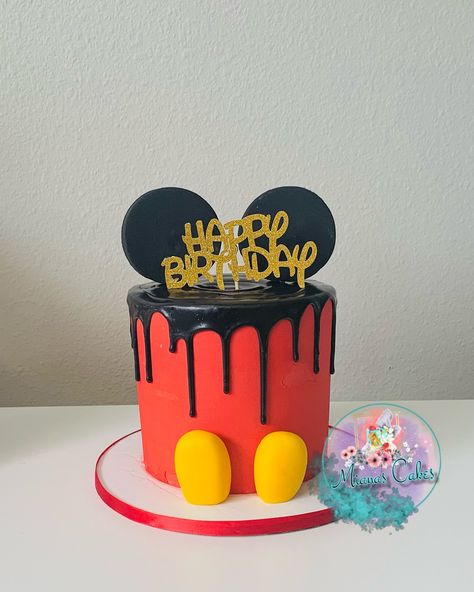 💜🌸Morning!🌸💜 Let’s enjoy this Mickey inspired smash cake! #cake #cakedesign #disney #wdw #disneyhacks #orlandocakes #davenportflorida #mickeycake #smashcake #birthdaycake Mickey Mouse Birthday Cake Diy, Mickey 1st Birthday Cake, Mickey Cake Ideas, Easy Mickey Mouse Cake, Simple Mickey Mouse Cake, Mickey Mouse First Birthday Cake, Mickey Mouse Birthday Cakes, Mickey Smash Cake, Mickey Mouse Theme Cake