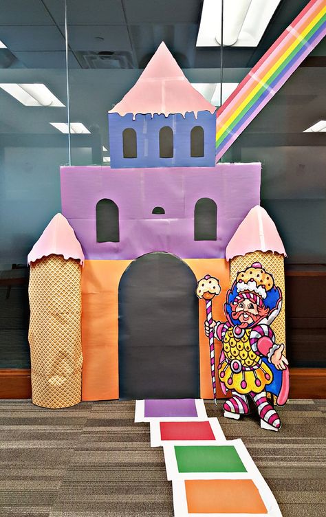 King Candy and His Castle King Candy Candyland, Candy Castle Decorations, Candy Land Castle Diy, Candy Land Door Decorations Classroom, Candy Castle Candyland, Candyland Classroom Door, Lifesize Games, Candyland Homecoming, Candyland Castle