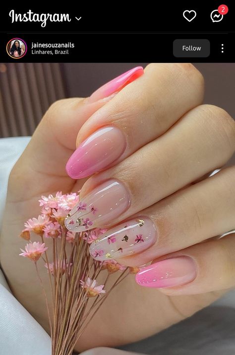 Pink Nail Art Designs, Simple Spring Nails, Pink Ombre Nails, Spring Nail Designs, Pink Nail Art, Almond Shaped, Sparkly Nails, Spring Nail, Glitter Nail Art