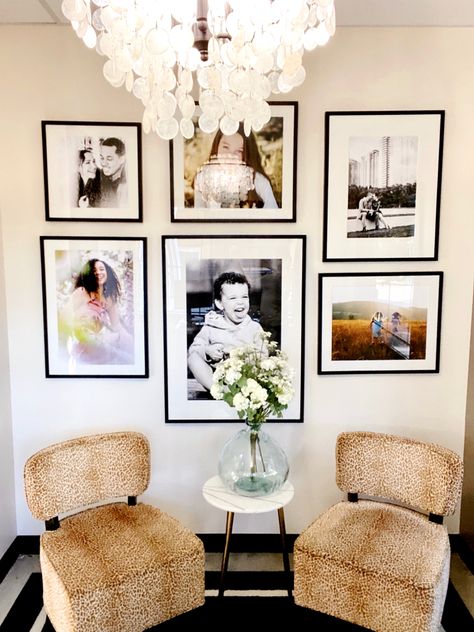 Family Portrait Wall Living Rooms, Color And Black And White Photo Wall, Family Portraits Living Room, Gallery Wall With Personal Photos, Family Portrait Wall Ideas, Family Potraits Idea Living Room, Family Photos Living Room, Family Portrait Wall, Black And White Family Pictures On Wall