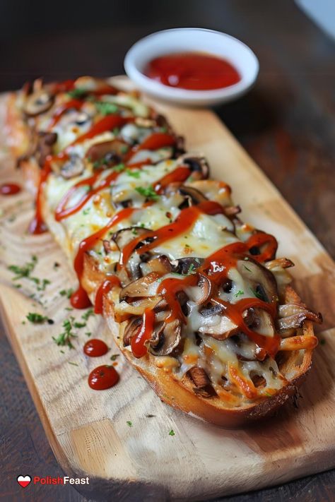 Polish Zapiekanka - Toasted Baguette with Cheese and Mushrooms Zapiekanka Recipe, Polish Snacks, Cheese Baguette, Polish Breakfast, Poland Food, Open Faced Sandwich, Czech Recipes, Food Therapy, Polish Recipes