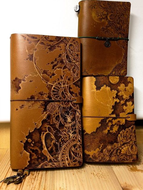 Leather Pyrography Ideas, Pyrography On Leather Ideas, Leather Conditioner Diy, Leather Pyrography, Leather Burning, Leather Notebook Cover, Leather Bound Journal, Mens Leather Accessories, Leather Crafting