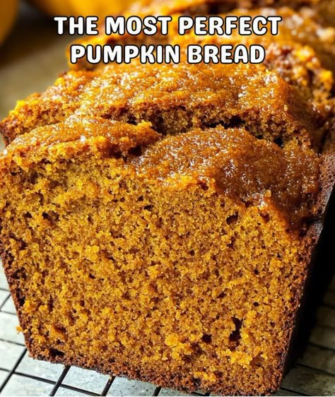 Dessert Recipes Using Canned Pumpkin, Pumpkin Guts Recipe Bread, Recipes Made With Pumpkin Puree, Rachel Ray Banana Bread Recipe, Pumpkin Bread With Pumpkin Puree, Pumpkin Puree Bread Recipes, Pumpkin Puree Loaf, Pureed Pumpkin Recipes Desserts, Canned Pumpkin Recipes Dessert Healthy