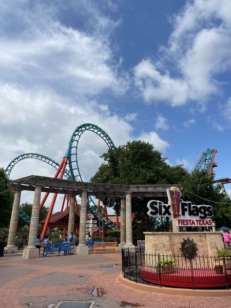 Six Flags Aesthetic, Six Flags Fright Fest, Six Flag, Six Flags Fiesta Texas, Canada's Wonderland, 6 Flags, College Vision Board, 13th Birthday Parties, Texas Flags