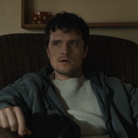 mike schmidt Sean Anderson, Mike Schmidt, Mike Smith, Peeta Mellark, Family Get Together, Joker Is, Fnaf Movie, Josh Hutcherson, Hottest Guy Ever