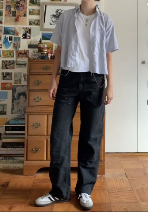 Masc Semi Formal Wear, Business Casual Masc, How To Look Androgynous, Cute Masculine Outfits, Androgynous Summer Fashion, Muscle Shirt Outfit, Masc Lesbian Outfits Formal, Casual Masc Outfits, Crop Polo Outfit