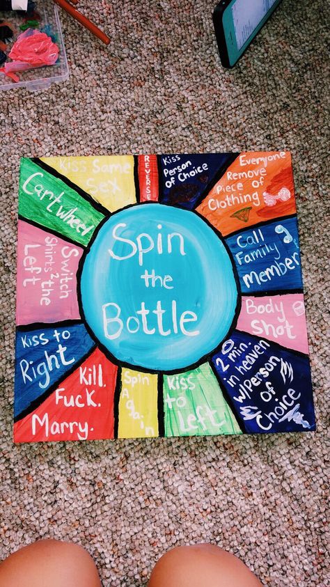 Hang Out Party Ideas, Tipsy Land, Drunk Jenga, Sleepover Party Games, Teen Party Games, Drinking Games For Parties, Fun Drinking Games, Fest Temaer, Spin The Bottle