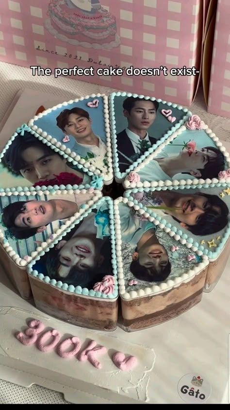 Birthday Cake Aesthetic 13, Kdrama Themed Cake, Kdrama Cake Ideas, Kpop Cakes Ideas, Kpop Cupcakes, Kpop Bday Cake, K Pop Cake, Kpop Cake Ideas, Bts Birthday Cake