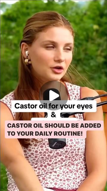 Sandra Fernandes 🧿 | Holistic Momma 🌱 on Instagram: "DID YOU KNOW CASTOR OIL IS A POWERFUL HEALER FOR SO MANY HRALTH BENEFITS!  Many people suffer from conditions like glaucoma and thinning on eyelashes, and dry skin. While modern treatments are available, natural alternatives like castor oil offer safe and effective solutions without harsh chemicals that will make problems worse.  💡Benefits of Castor Oil: 1. Eye Health: Castor oil can help relieve pressure in the eyes, potentially benefiting those with glaucoma.  2. Eyelash Growth: Regular application can promote thicker and longer eyelashes.  3. Skin Hydration: It serves as an excellent natural moisturizer for the skin, reducing dryness and improving texture.  4. Anti-Inflammatory: Castor oil has anti-inflammatory properties that can Castor Oil For Eyelash Growth, Castor Oil For Eyelashes, Castor Oil For Face, Swollen Eyelid, Benefits Of Castor Oil, Barbara Oneill, Castor Oil Uses, Hemorrhoid Remedies, Castor Oil Eyelashes