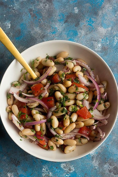 فاصوليا بيضاء, Mediterranean Salads, White Bean Salad Recipes, Ella Vegan, Homemade Potato Salads, Perfect Salad, Tabbouleh Salad, White Bean Salad, Doner Kebab