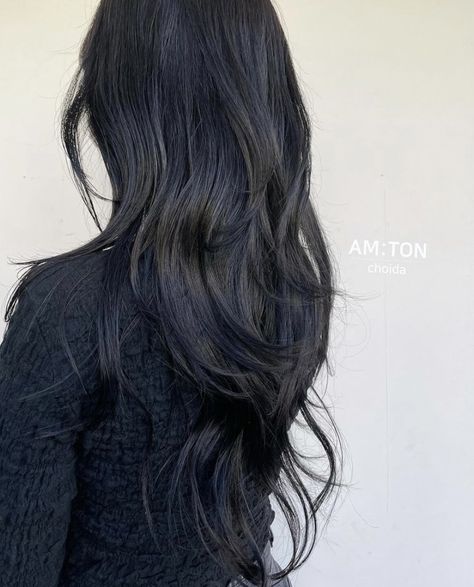 Black Hair Haircuts, Asian Long Hair, Black Wavy Hair, Dark Brunette Hair, Jet Black Hair, Hairstyles For Layered Hair, Haircuts Straight Hair, Brown Blonde Hair, Long Layered Hair