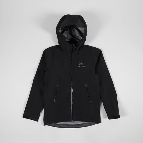 Arcteryx Beta Lt, Arcteryx Windbreaker, Arc Teryx Jacket, Fashion Grails, Arcteryx Jacket, Arcteryx Mens, Wishlist 2024, Jacket Outdoor, My Clothing Style