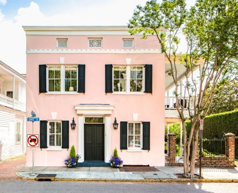 A Home in Charleston’s French Quarter - The New York Times Pink House Exterior, Pink Paint Colors, House Renos, Mansion Exterior, Hotel Exterior, Exterior House Color, Half Bathrooms, Millennial Pink, Exterior Inspiration