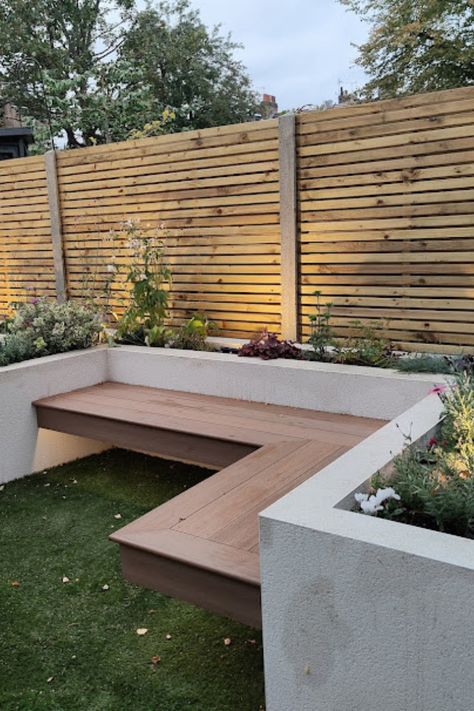 A collection of decking bench inspiration for some of our favourite projects Fire Pit Bench Seating, Built In Outdoor Seating, Decking Bench, Garden Seating Ideas, Deck Bench Seating, Built In Garden Seating, Fire Pit Bench, Deck Bench, Open Deck