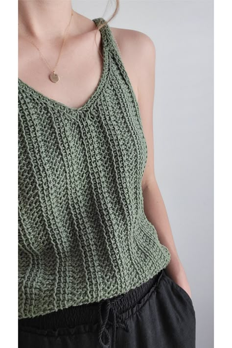 Tunisian Crochet Top, Tunisian Crochet Pattern, Unique Tools, Gilet Crochet, Tunisian Crochet Patterns, Crochet Wearables, Crochet Ladies Tops, Crochet Summer Tops, Crochet Style