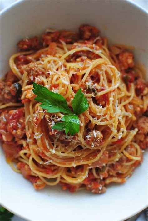 Angel Hair with a Tomato Meat Sauce Pasta With Red Sauce, Angel Hair Pasta Recipes, Pasta With Meat Sauce, Red Sauce Pasta, Angel Hair Pasta, Delicious Pasta, Angel Hair, Minced Meat, Recipes Pasta