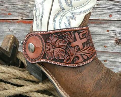 Custom Leather Floral Tooled Dovewing Dove Wing Style Spur Straps by Neely Saddlery Tooled Leather Spur Straps, Dove Wing Spur Straps, Spur Straps Pattern, Leather Patterns Templates, Leather Spur Straps, Dove Wing, Handmade Leather Work, Custom Leather Work, Leather Working Patterns